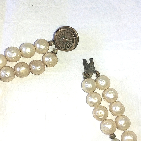 BAROQUE PEARL & AURORA BOREALIS GLASS CRYSTAL NECKLACE - DOUBLE STRAND - Picture 5 of 9